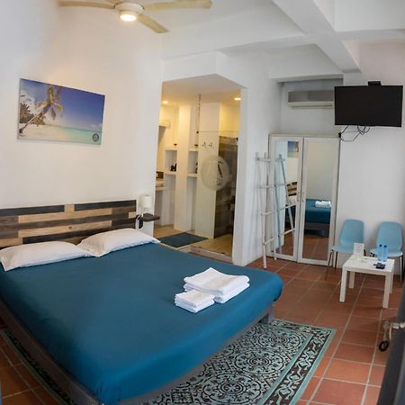 Colonial House Hotell Santo Domingo Exteriör bild